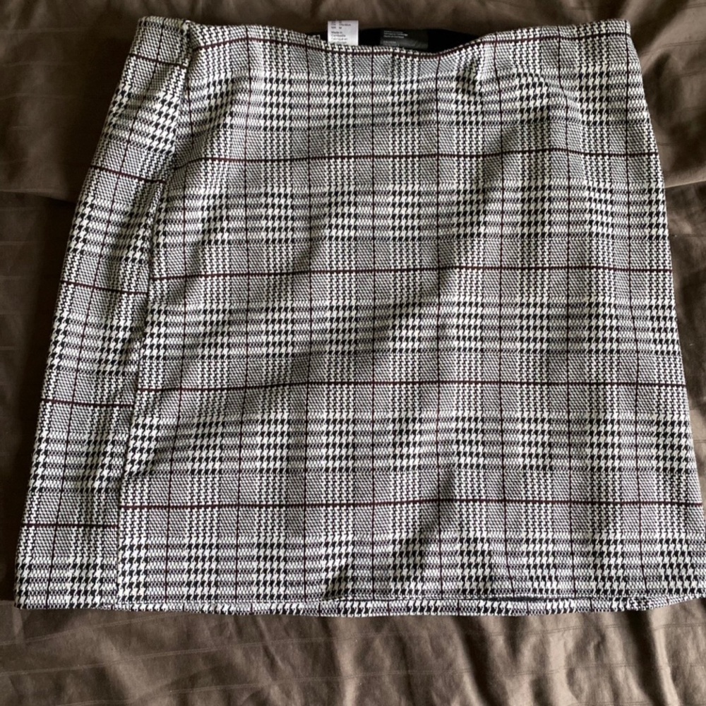 H&M checkered mini skirt
